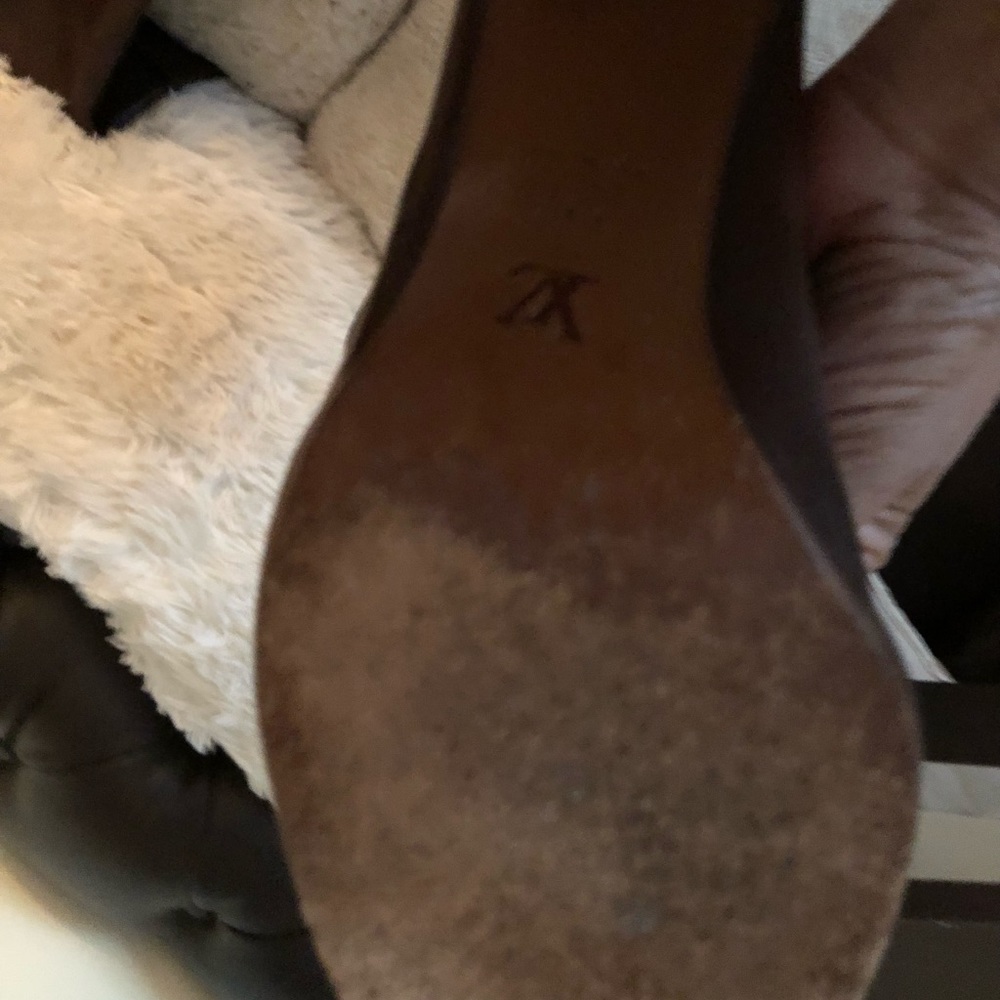 Louis Vuitton knee high boots - Picture 8 of 10